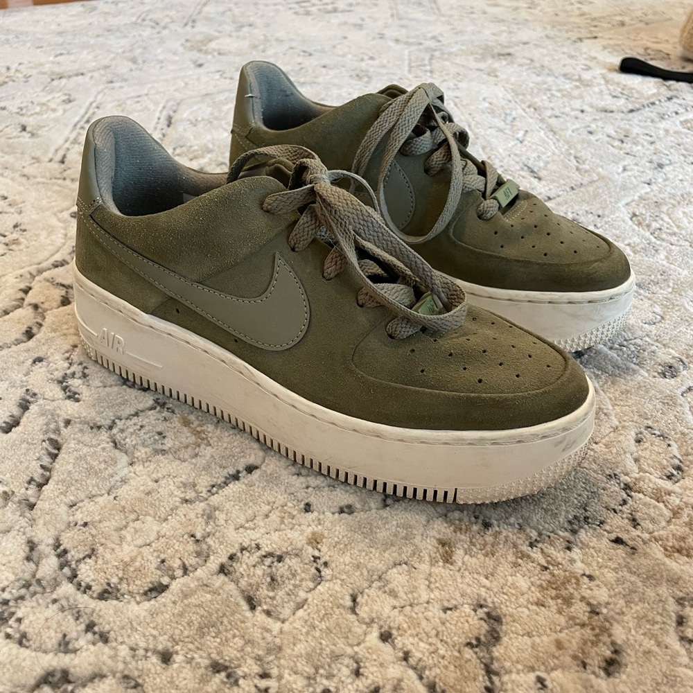 Nike Air Force 1, sage low trooper, size 7
